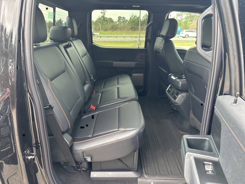 2025 Ford F-150 Lariat - Photo 30
