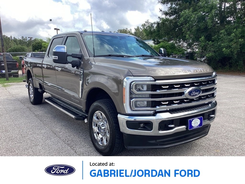 2023 Ford F-250 Truck Crew Cab 