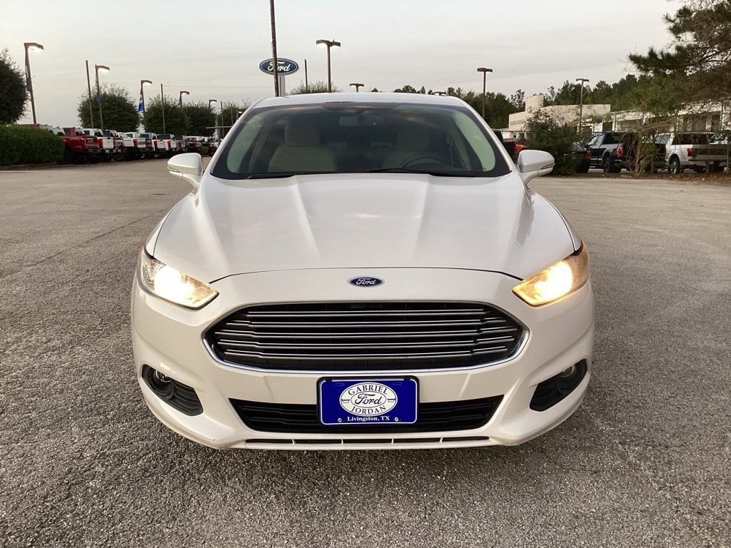Used 2015 Ford Fusion SE Sedan