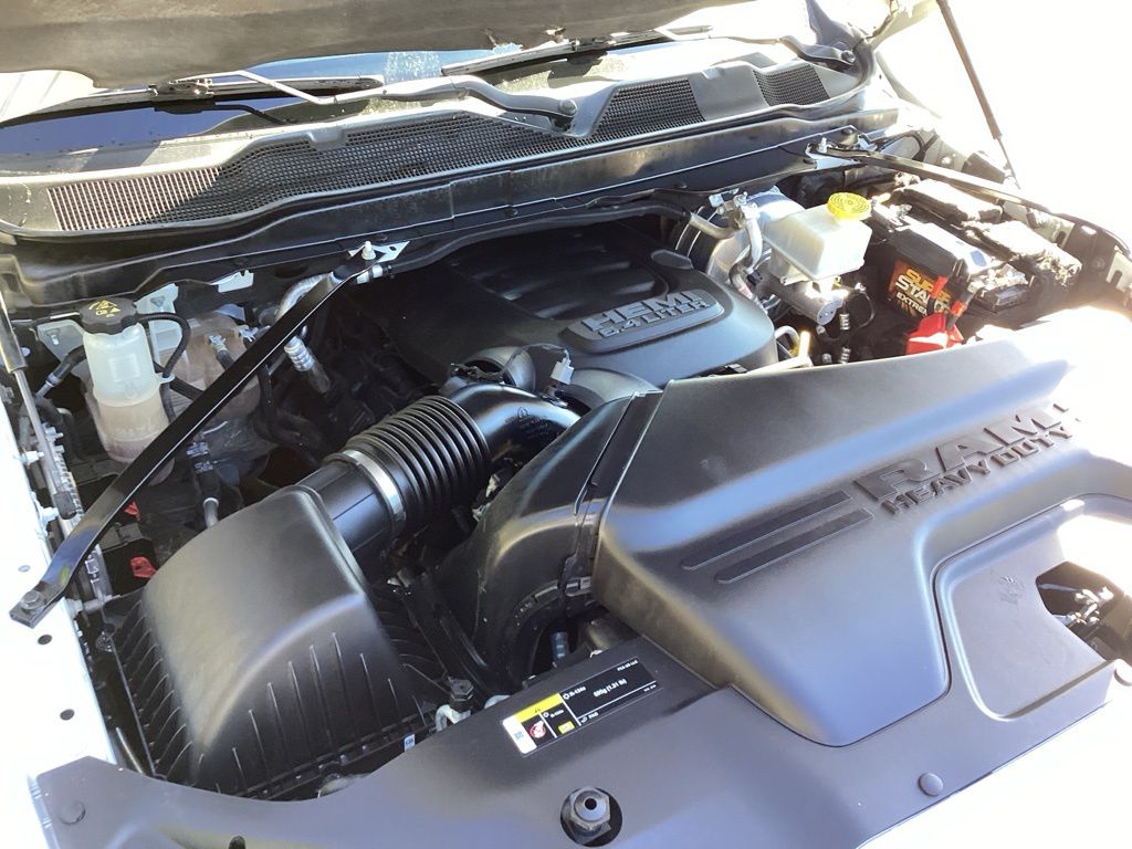 2022 RAM Ram 3500 Pickup Tradesman - Photo 19