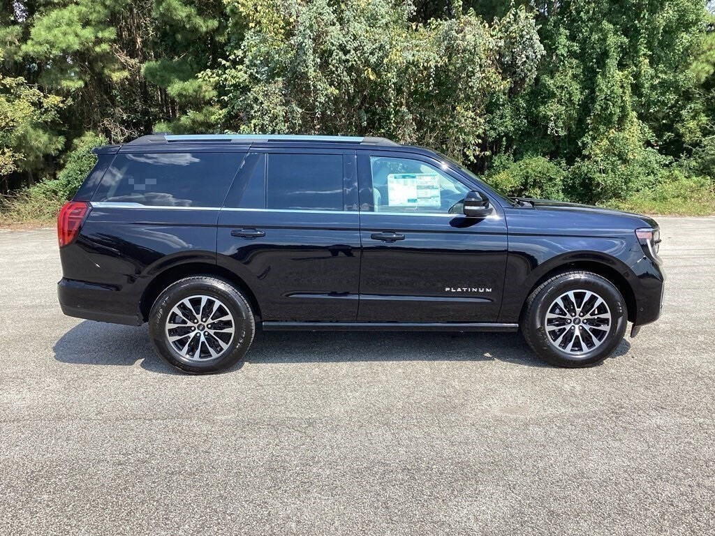 2025 Ford Expedition Platinum photo 3