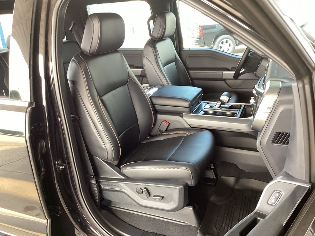 2025 Ford F-150 Lariat - Photo 35
