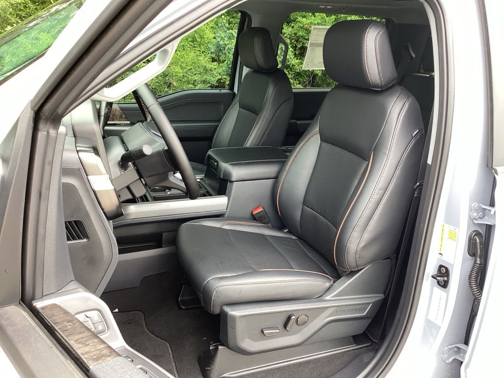 2026 Ford F-250 Super Duty Lariat - Photo 38