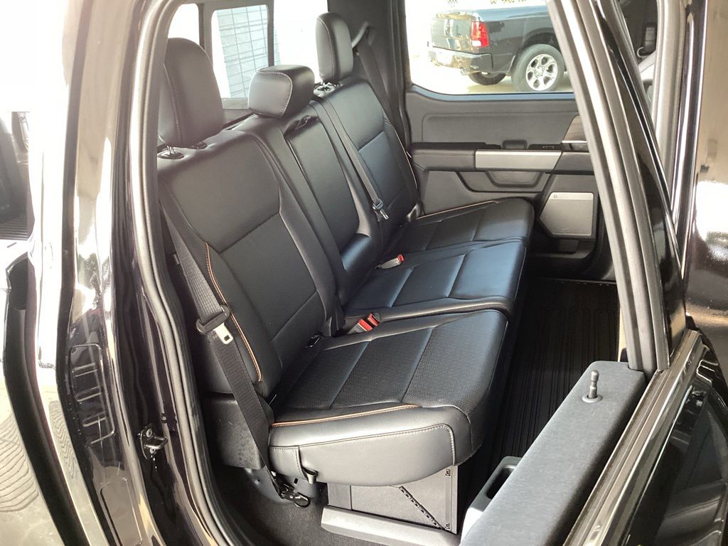 2025 Ford F-150 Lariat - Photo 38