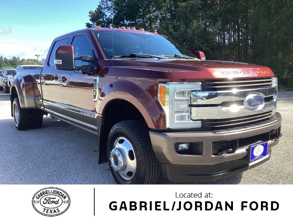 2017 Ford F-350 Truck Crew Cab 