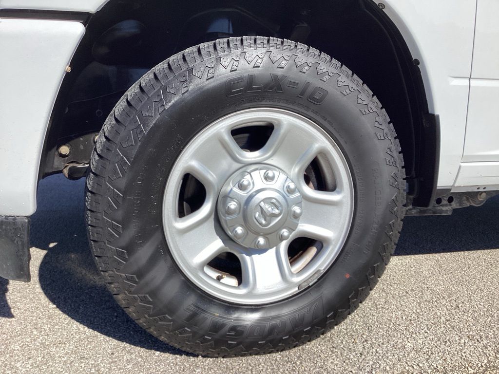 2022 RAM Ram 3500 Pickup Tradesman - Photo 17