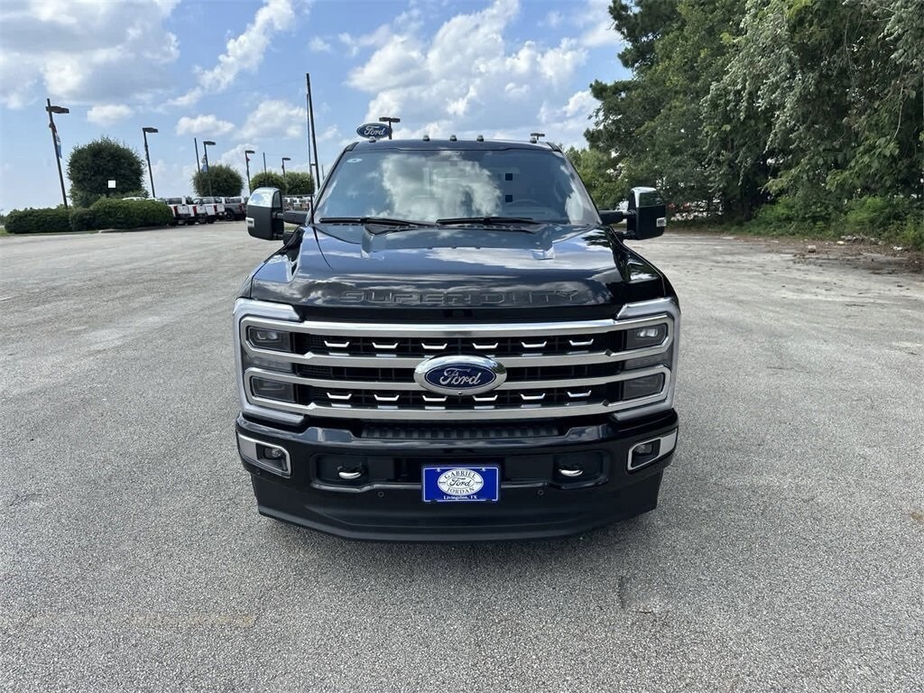 2024 Ford F-250 Platinum photo 2