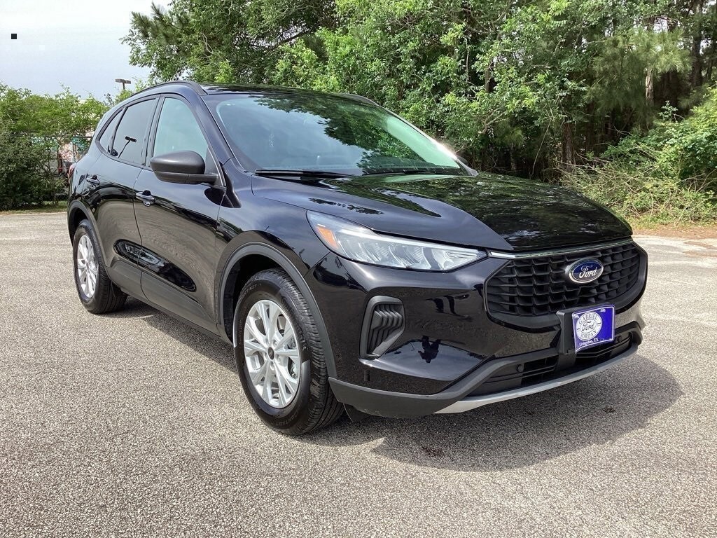 New 2025 Ford Escape Active SUV