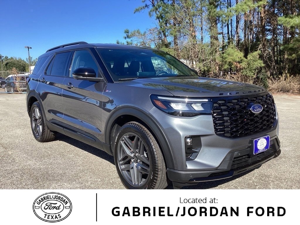 2026 Ford Explorer ST-LINE's photo