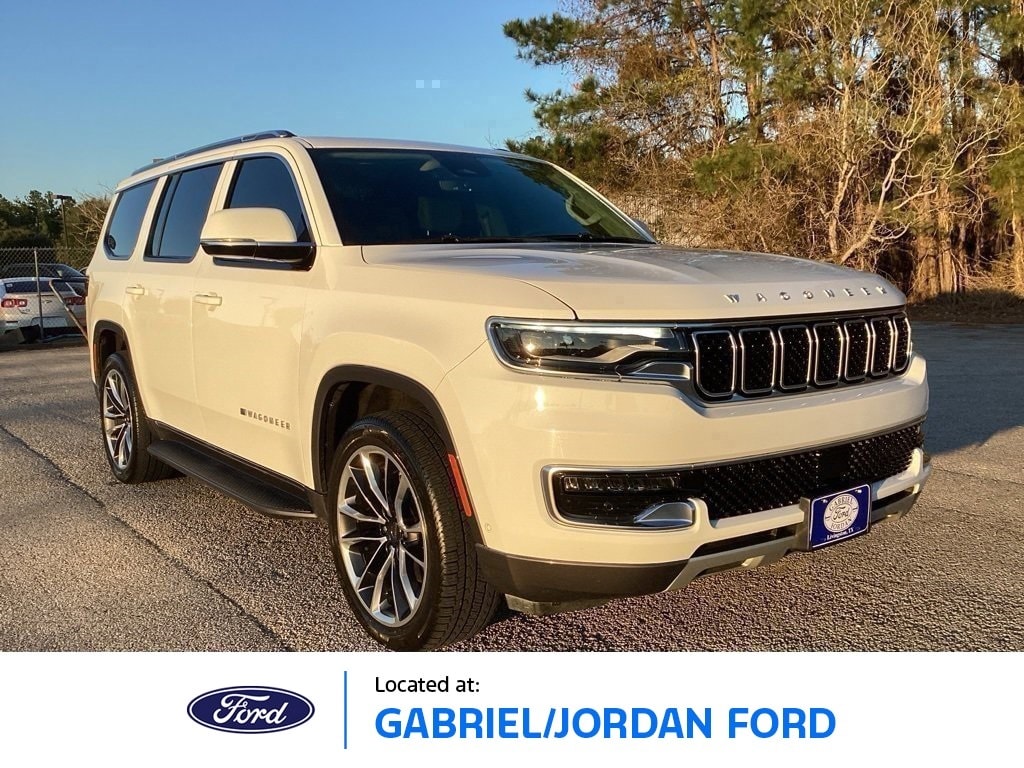 2022 Jeep Wagoneer Series II's photo