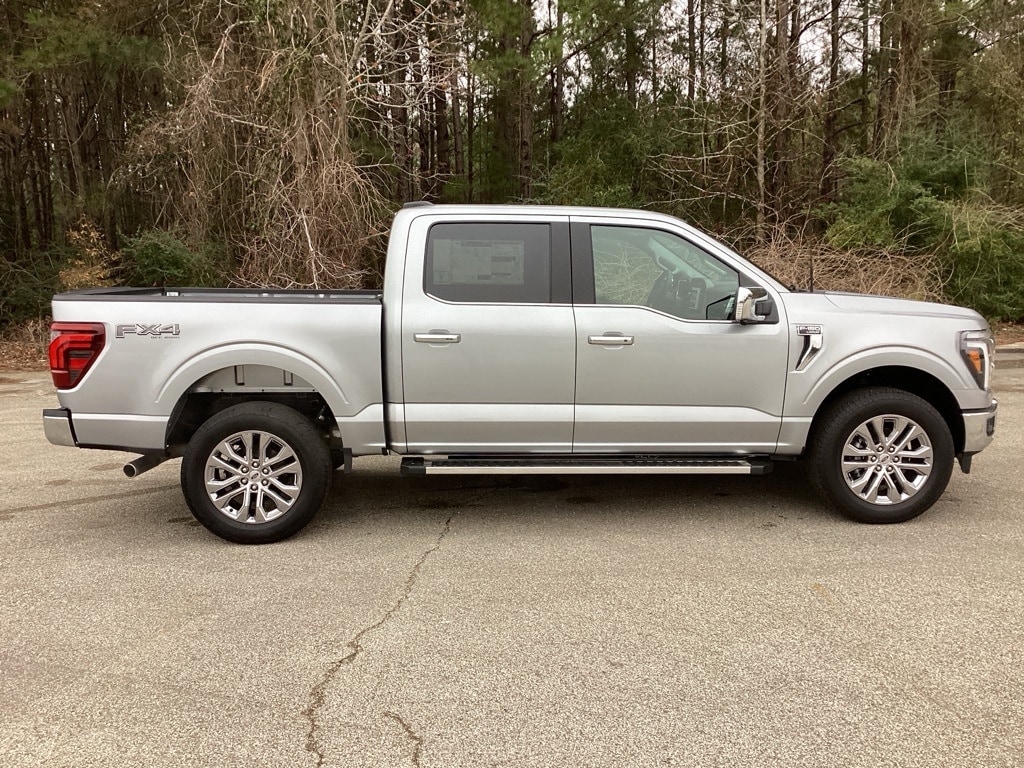 New 2025 Ford F-150 Lariat Truck