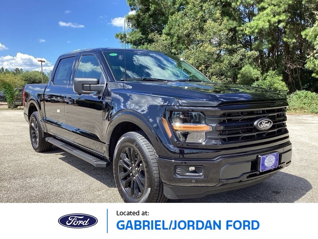 2025 Ford F-150 XLT's photo