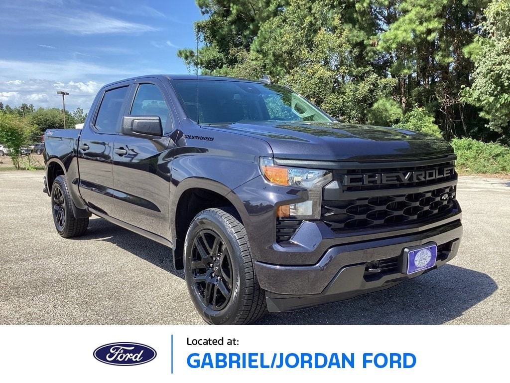 2023 Chevrolet Silverado 1500 Custom