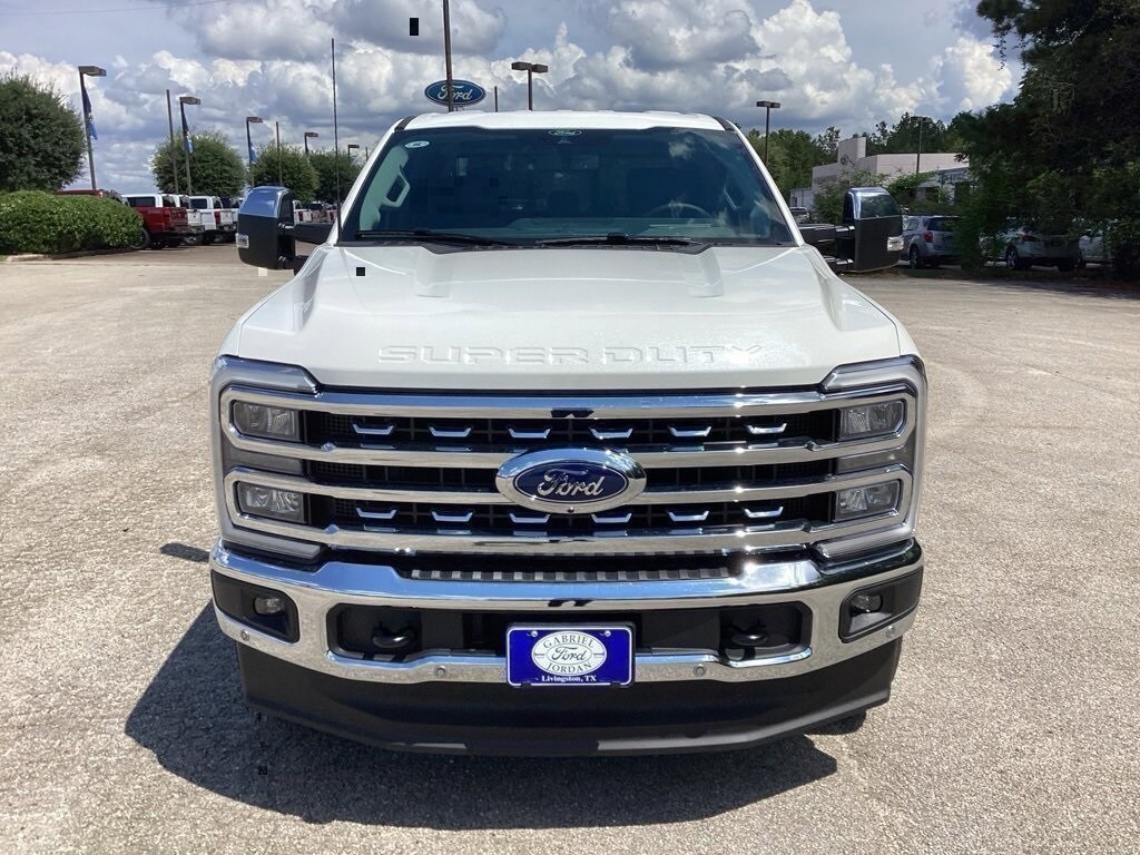 New 2025 Ford Super Duty F-350 Lariat Truck