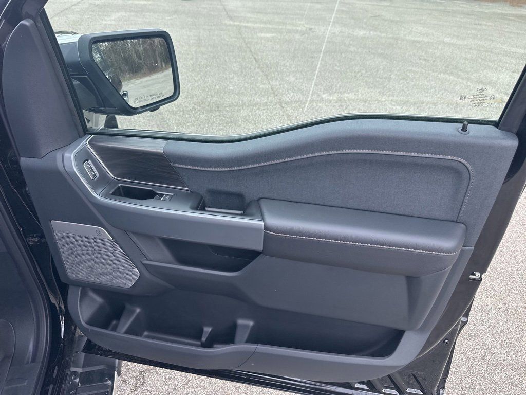 2025 Ford F-150 Lariat - Photo 21