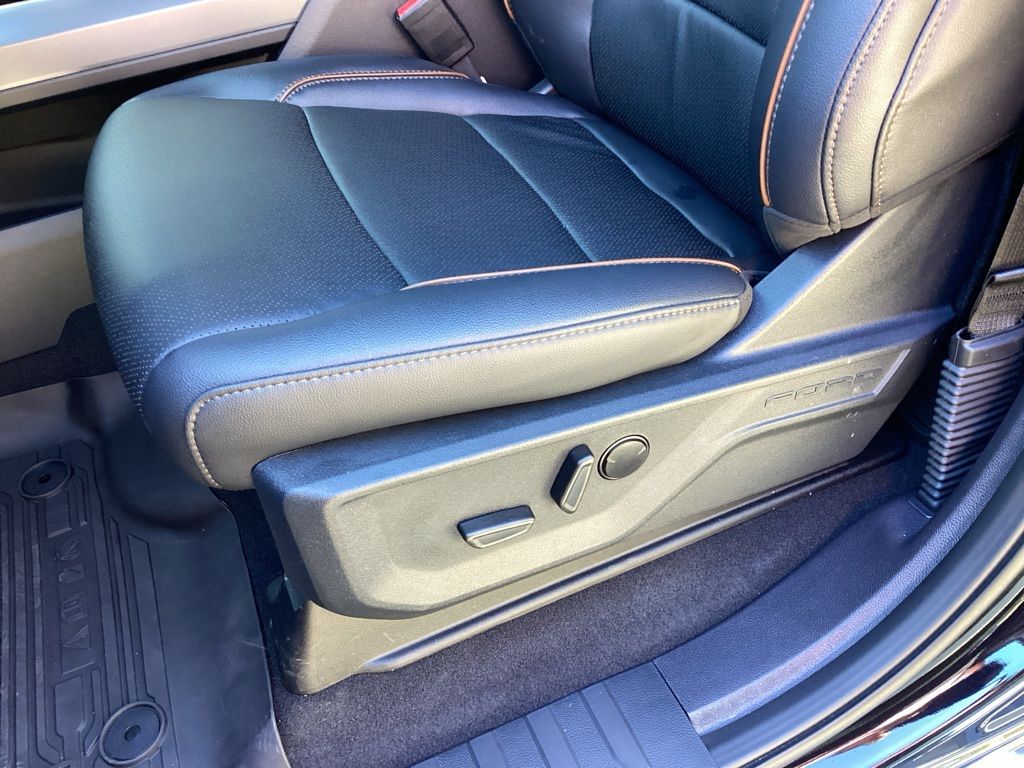 2025 Ford F-150 Lariat - Photo 32