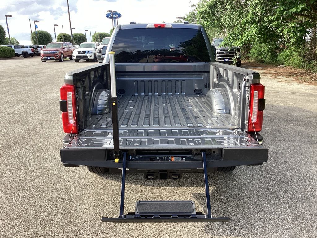 2026 Ford F-250 Super Duty Lariat - Photo 13