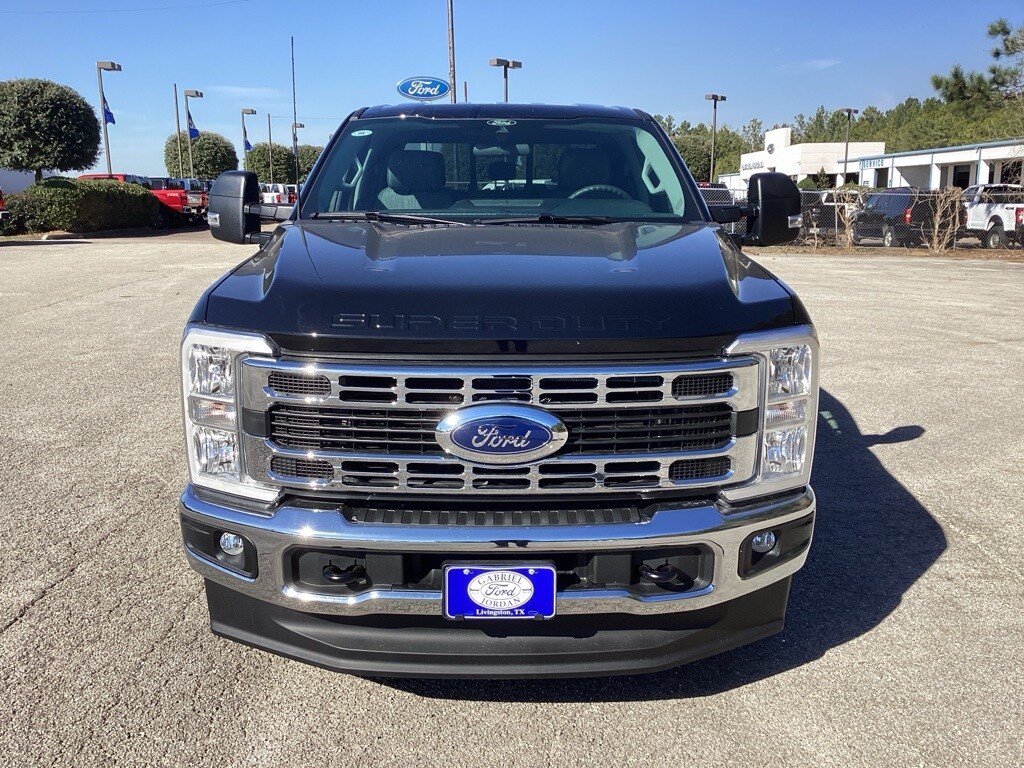 New 2025 Ford F-250SD XLT Truck