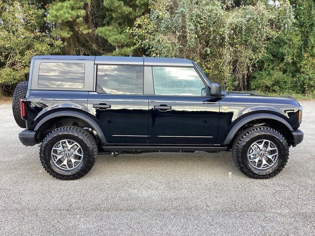 New 2025 Ford Bronco Badlands SUV