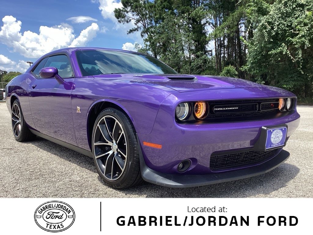 2016 Dodge Challenger Scat Pack's photo