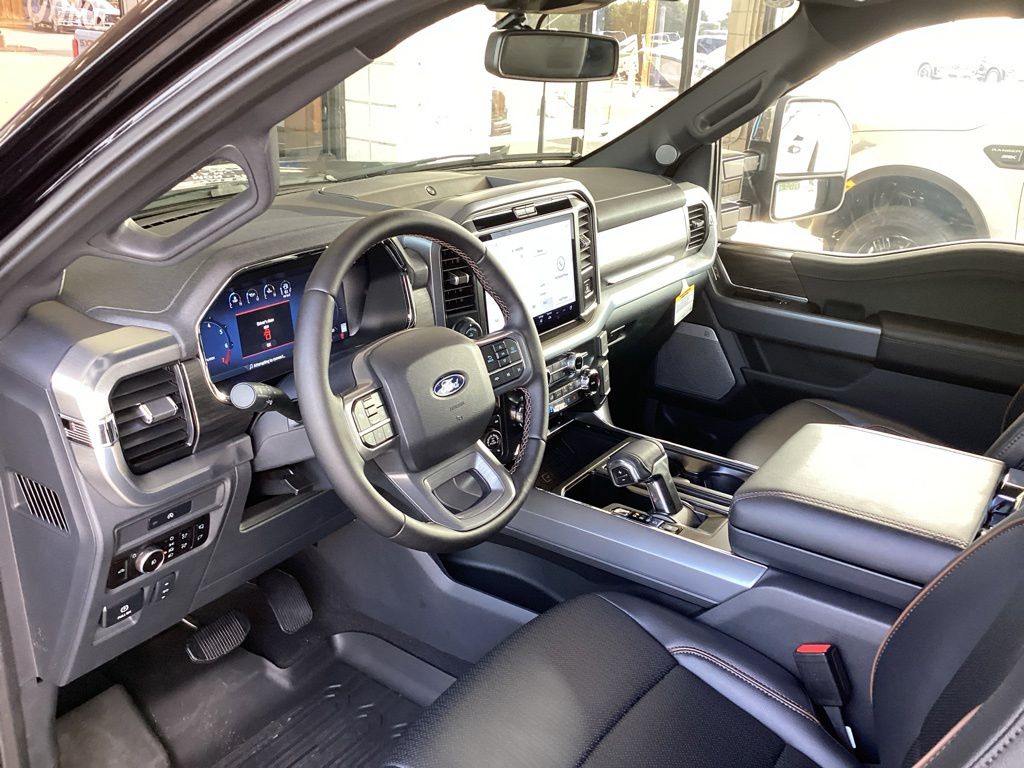 2025 Ford F-150 Lariat - Photo 31