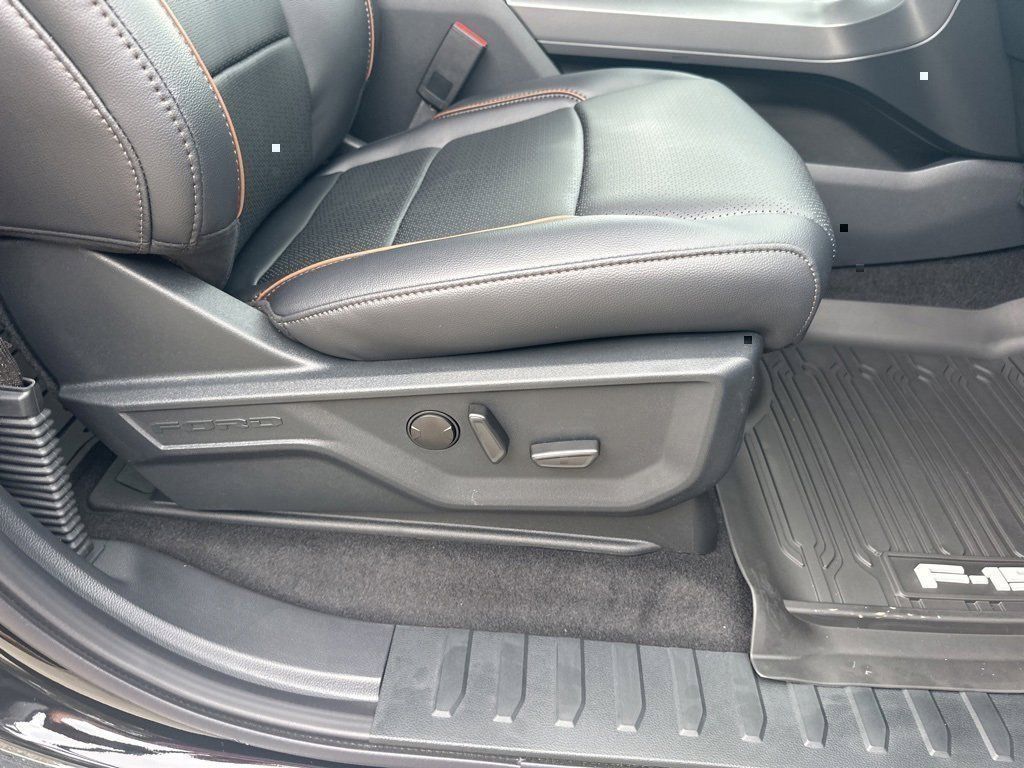 2025 Ford F-150 Lariat - Photo 26
