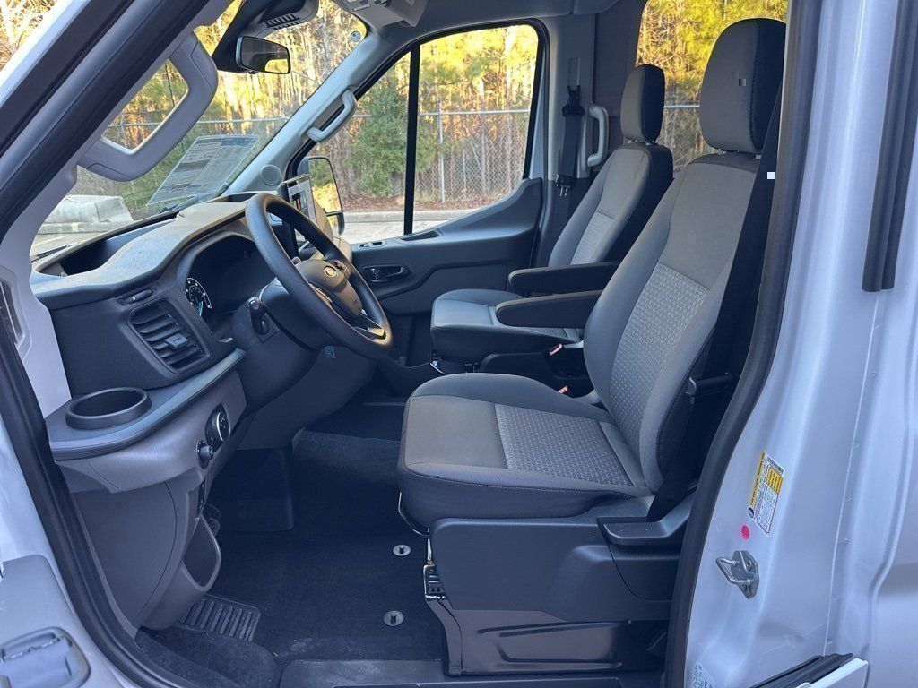 2024 Ford Transit Passenger Van XL - Photo 31