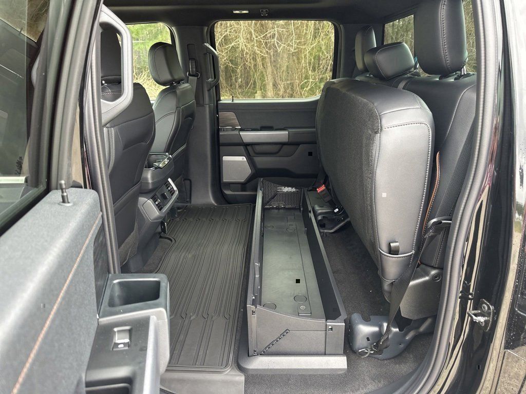 2025 Ford F-150 Lariat - Photo 36