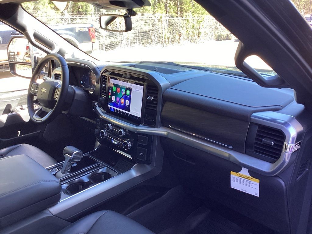 2025 Ford F-150 Lariat - Photo 34