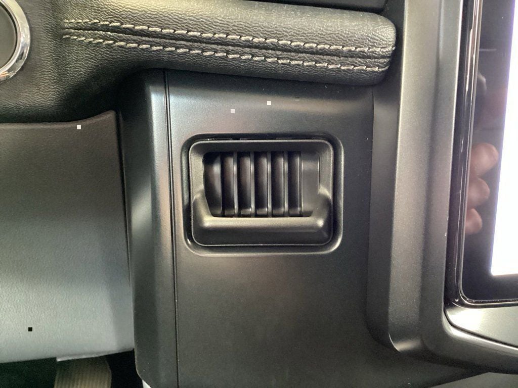 2025 Ford F-150 Lightning Flash - Photo 65