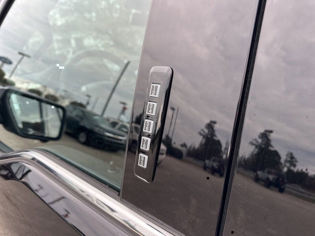 2024 Ford F-150 Lariat - Photo 17