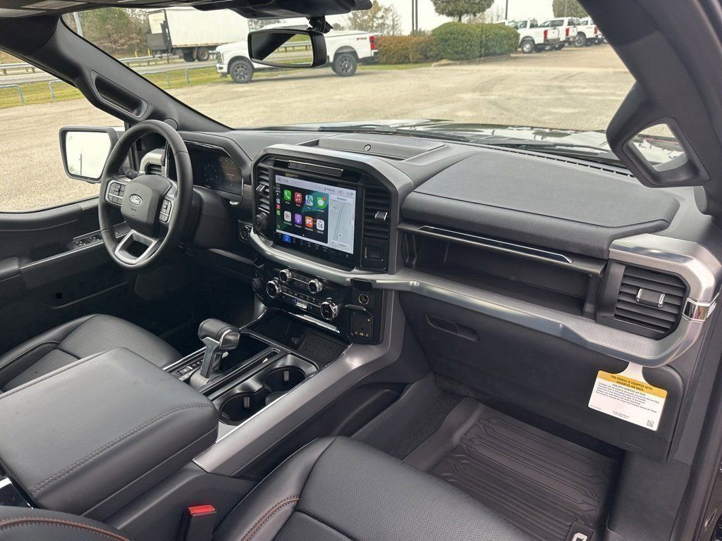 2025 Ford F-150 Lariat - Photo 27
