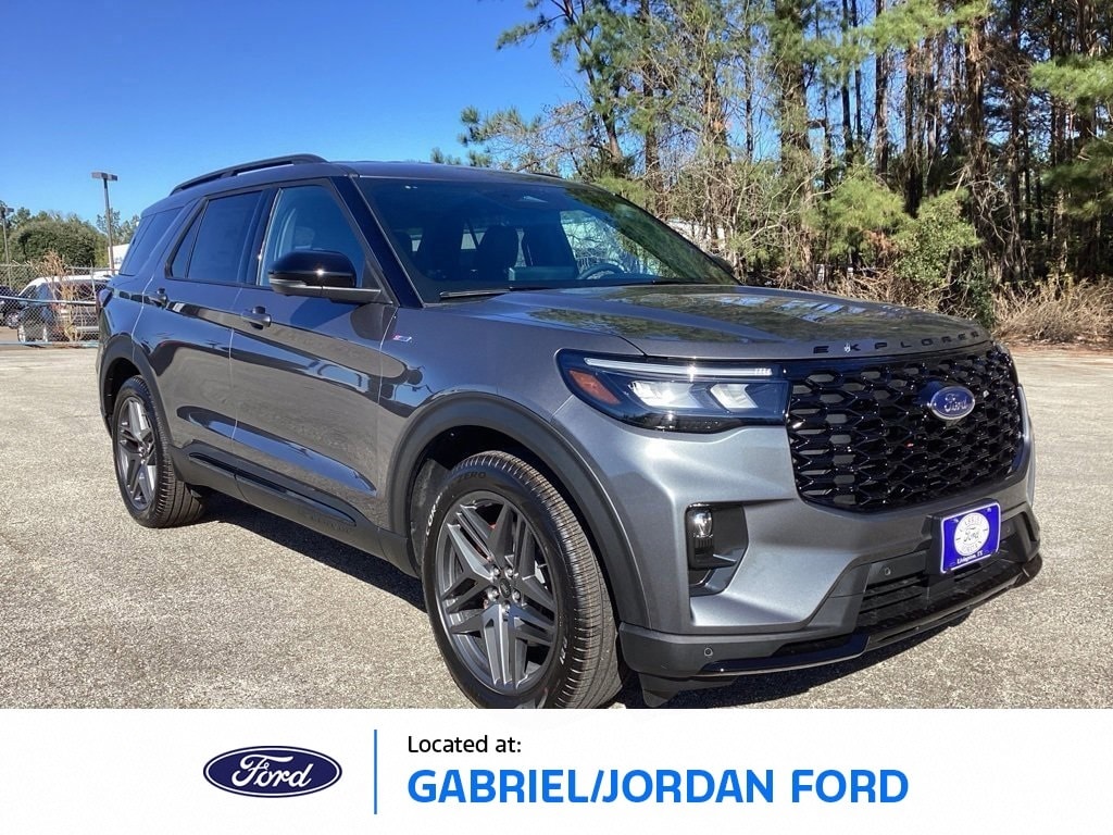 2026 Ford Explorer ST-LINE's photo