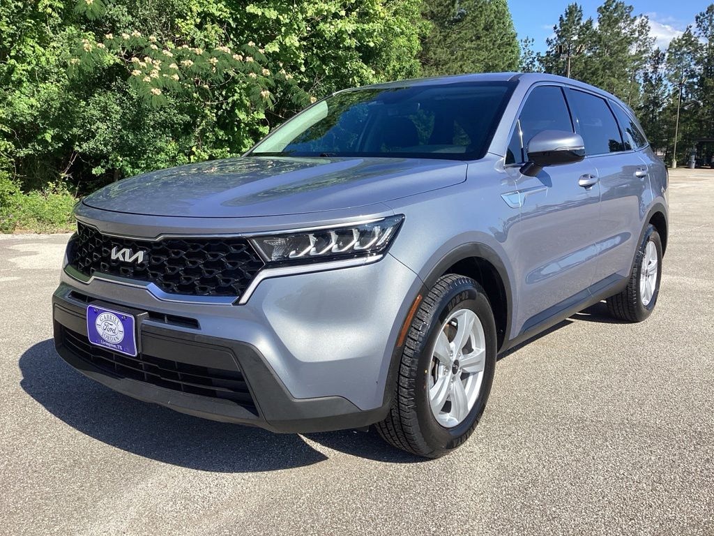 Used 2022 Kia Sorento LX SUV