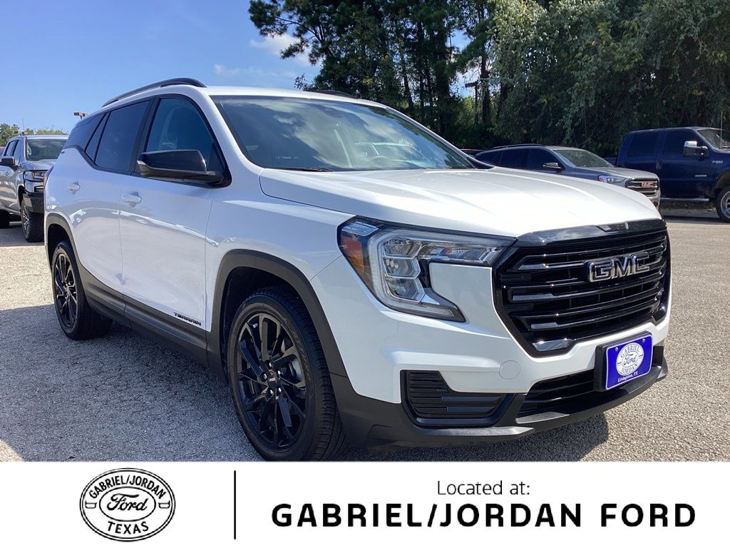 Used 2024 GMC Terrain SLE