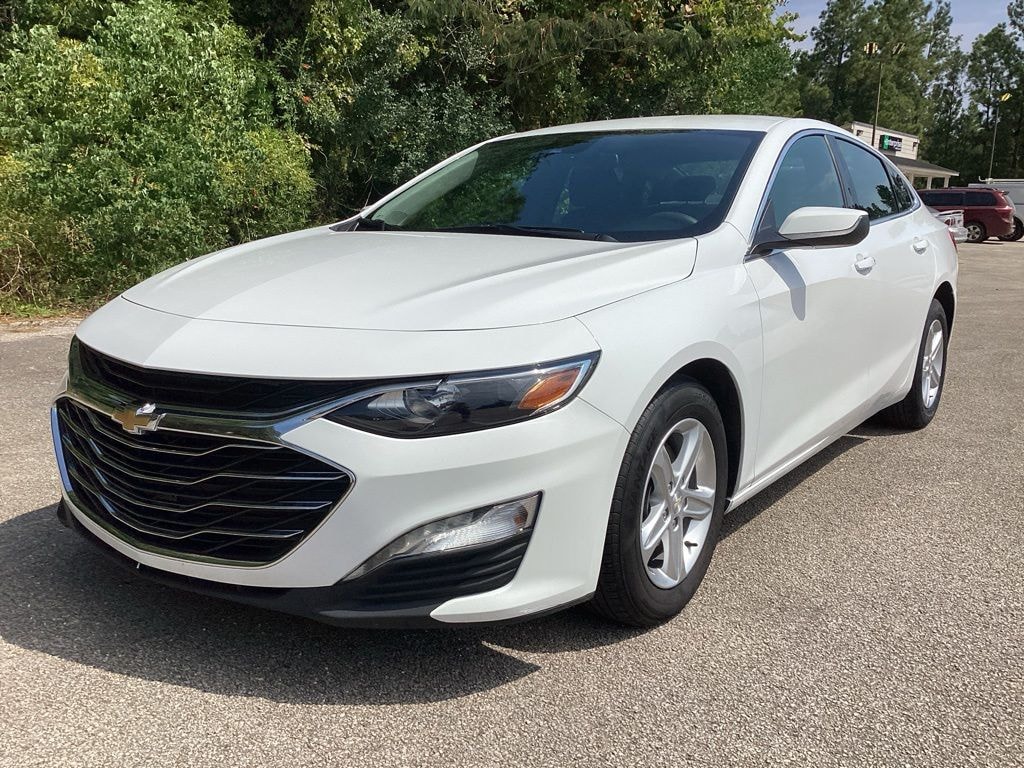 Used 2024 Chevrolet Malibu LT Sedan