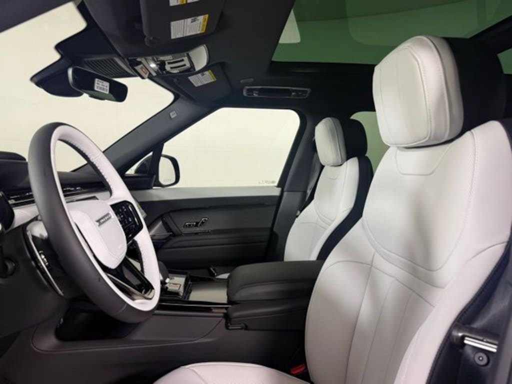 New 2025 Land Rover Range Rover Sport Dynamic SE SUV