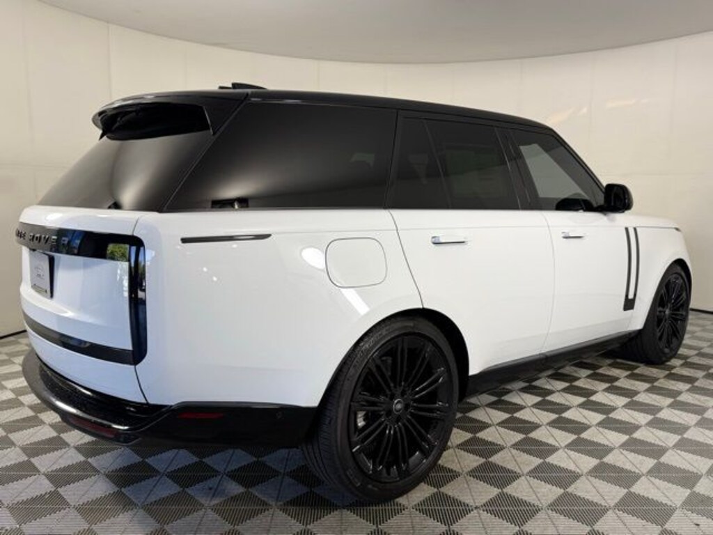 Used 2025 Land Rover Range Rover SE SUV