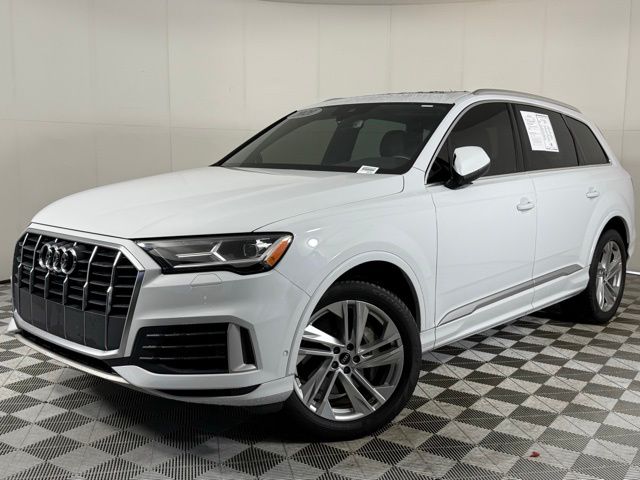 2021 Audi Q7 Premium Plus's photo
