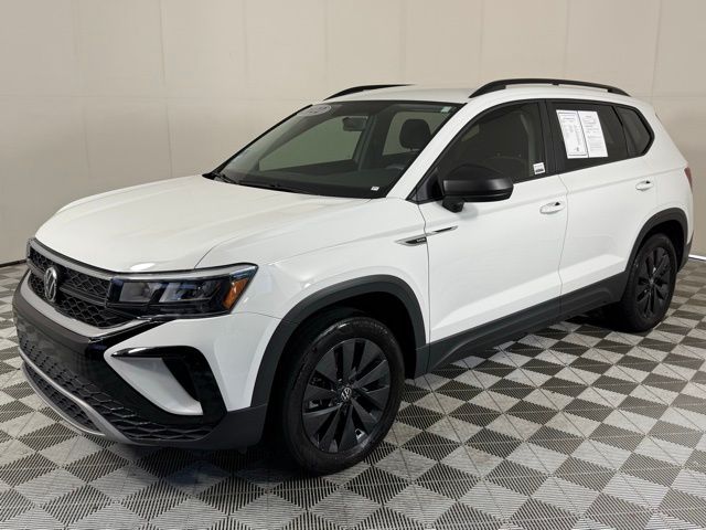 Used 2022 Volkswagen Taos S with VIN 3VVAX7B26NM040130 for sale in Duluth, GA