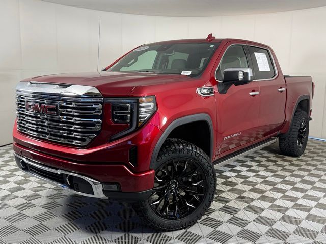 2024 GMC Sierra 4WD Crew Cab Short Box Denali's photo