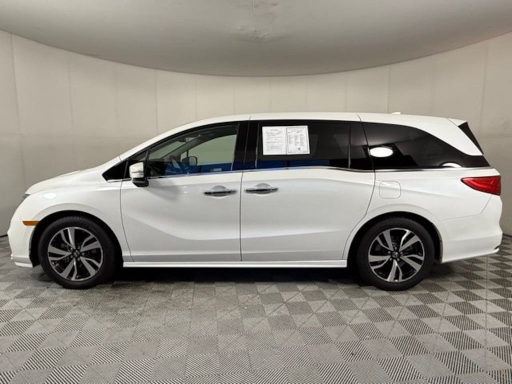 Used 2020 Honda Odyssey Elite Minivan/Van