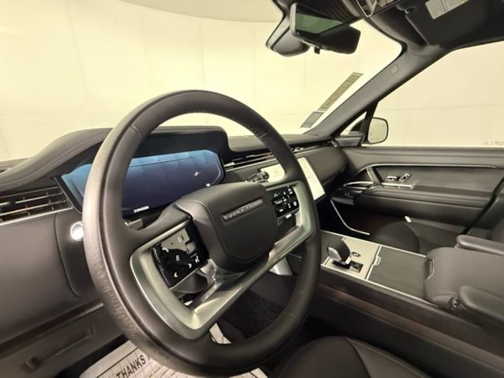 Used 2025 Land Rover Range Rover SE SUV