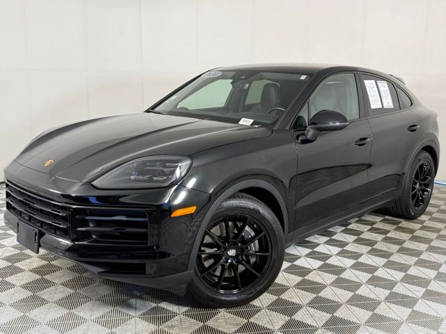 2024 Porsche Cayenne -'s photo