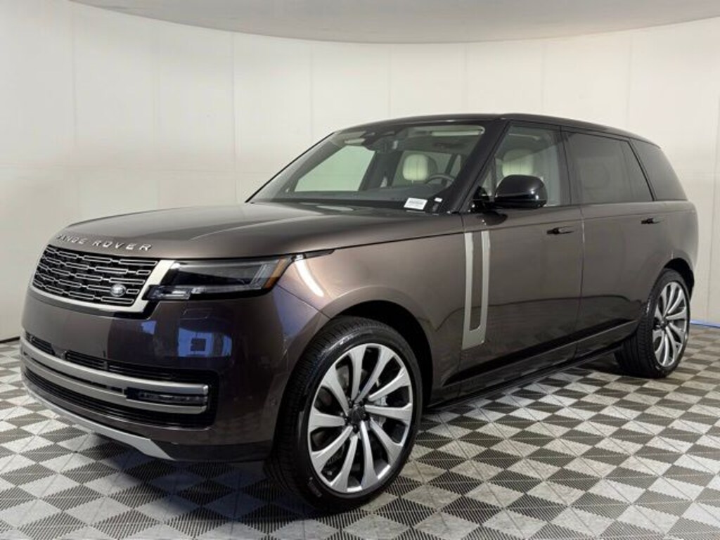 New 2026 Land Rover Range Rover SE LWB 7-Seats / V8 Long Wheel Base