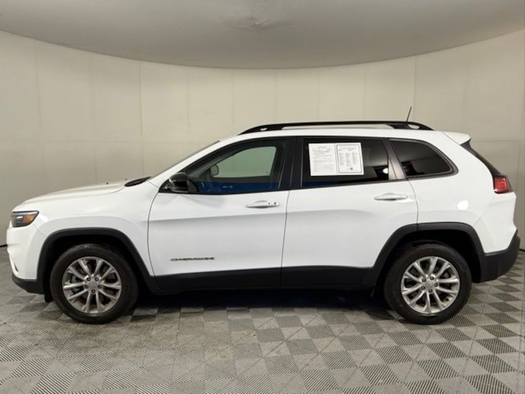 Used 2022 Jeep Cherokee Latitude Lux SUV