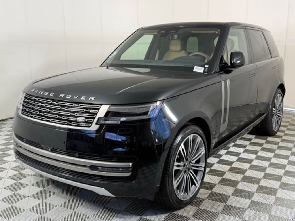 New 2025 Land Rover Range Rover SE SUV