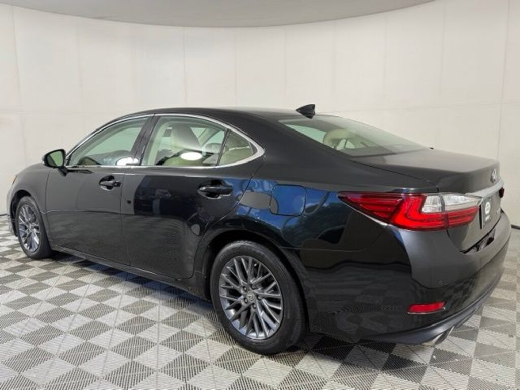 Used 2018 Lexus ES 350 Sedan