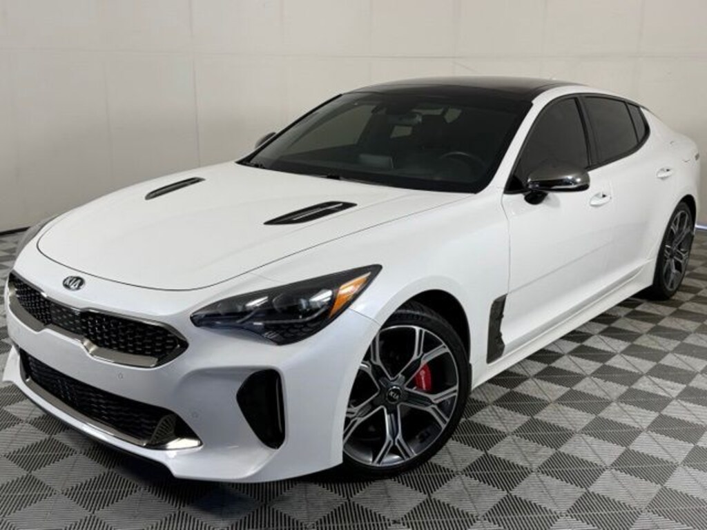 Used 2018 Kia Stinger GT2 Sedan