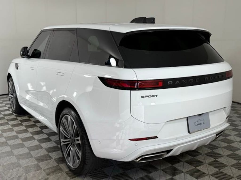 New 2026 Land Rover Range Rover Sport Dynamic SE SUV